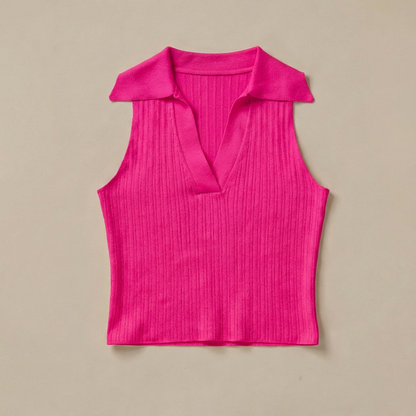 AMARA | Geripptes Top mit V-Ausschnitt